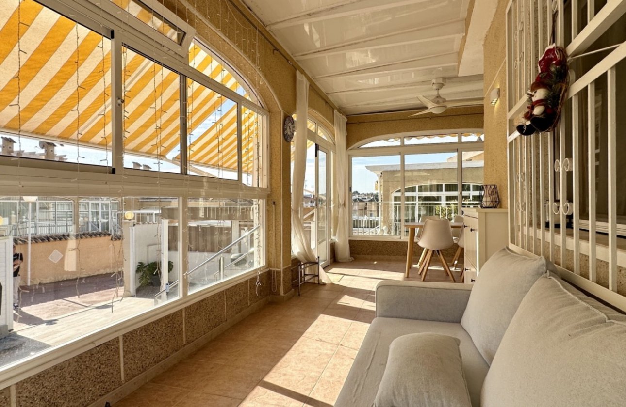 Revente - Villa -
Orihuela Costa - Costa Blanca