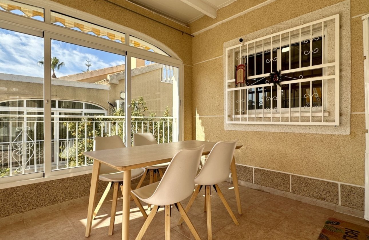 Revente - Villa -
Orihuela Costa - Costa Blanca