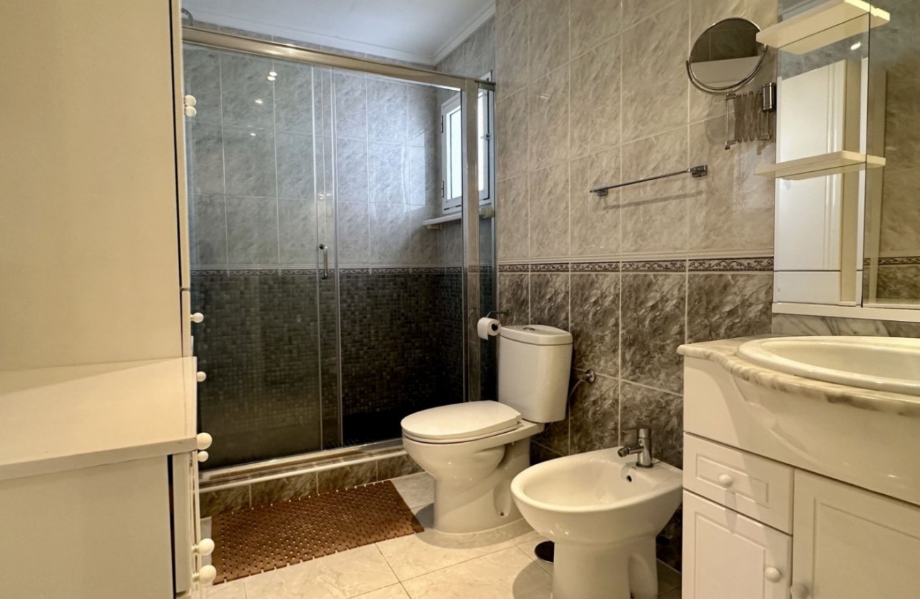 Revente - Villa -
Orihuela Costa - Costa Blanca