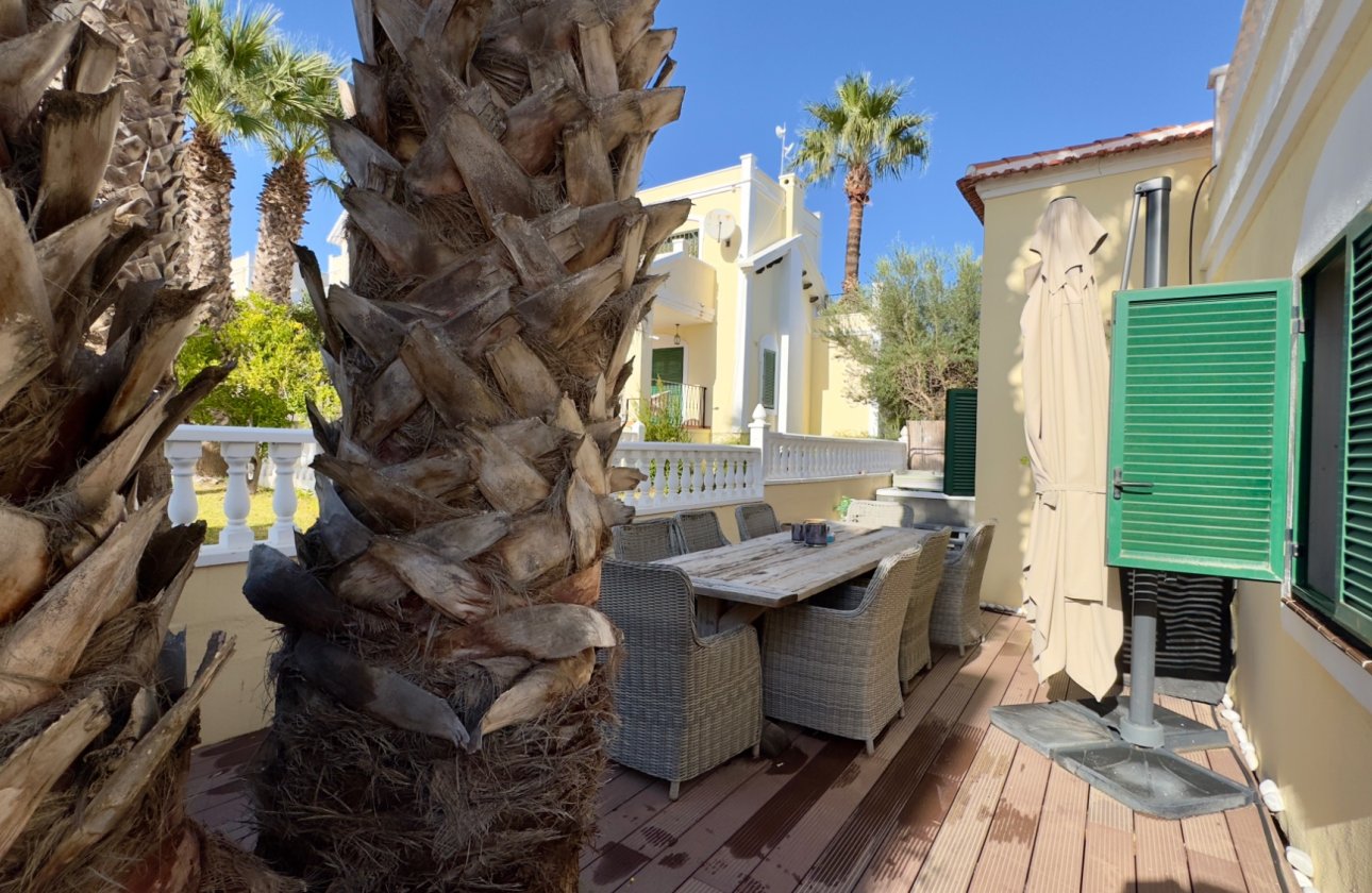 Revente - Villa -
Orihuela Costa - Costa Blanca