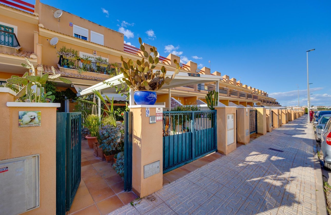 Revente - Villa -
Orihuela Costa - Costa Blanca