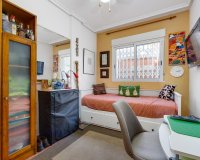 Revente - Villa -
Orihuela Costa - Costa Blanca