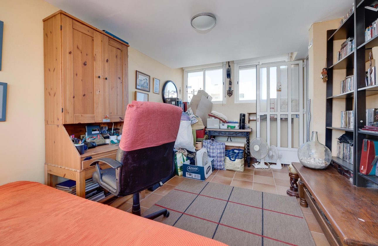 Revente - Villa -
Orihuela Costa - Costa Blanca