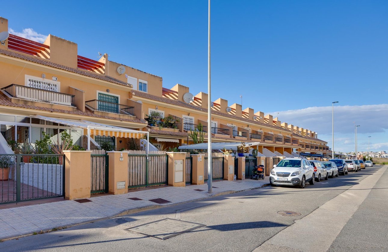 Revente - Villa -
Orihuela Costa - Costa Blanca