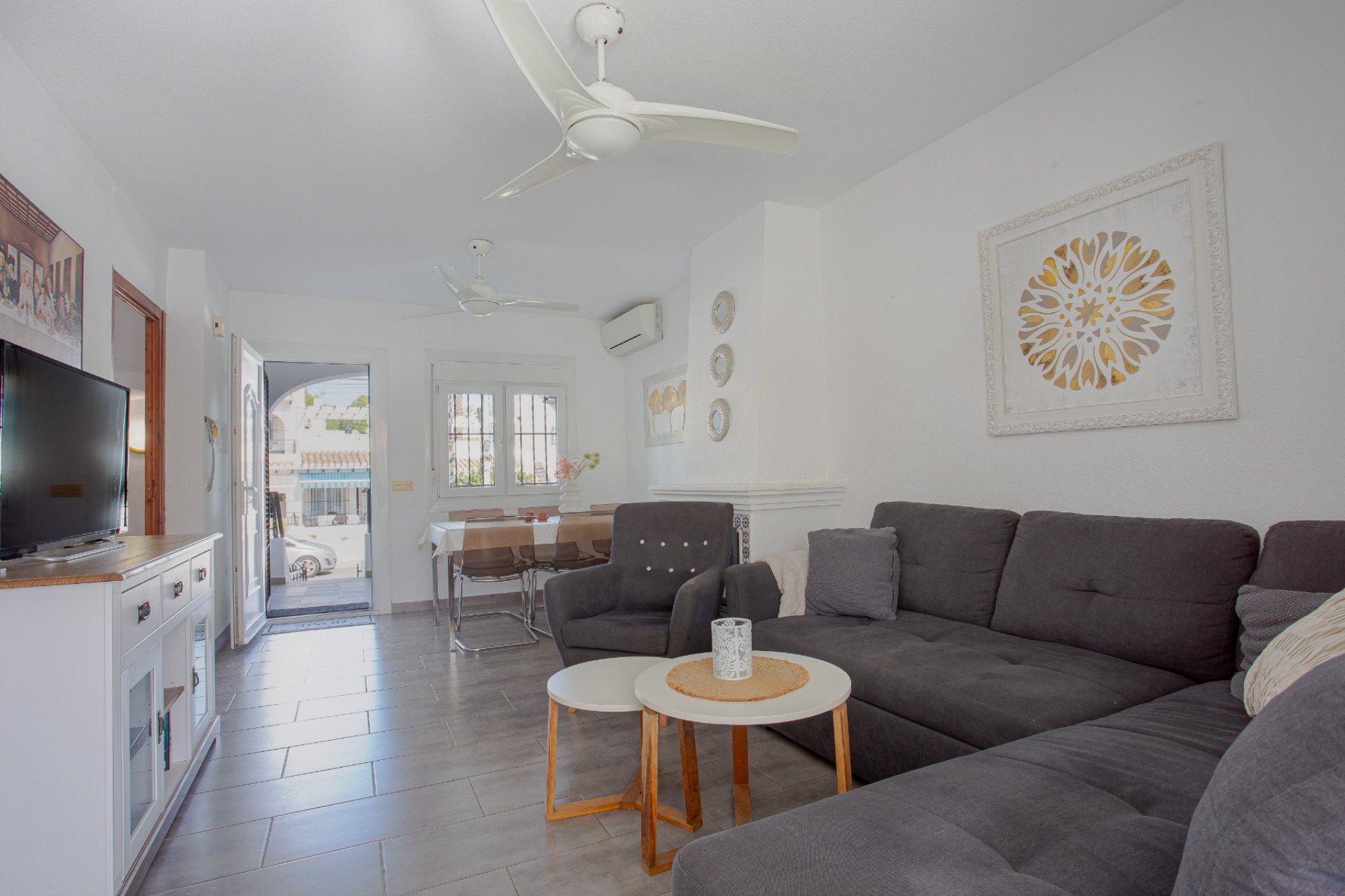 Revente - Villa -
Orihuela Costa - Costa Blanca