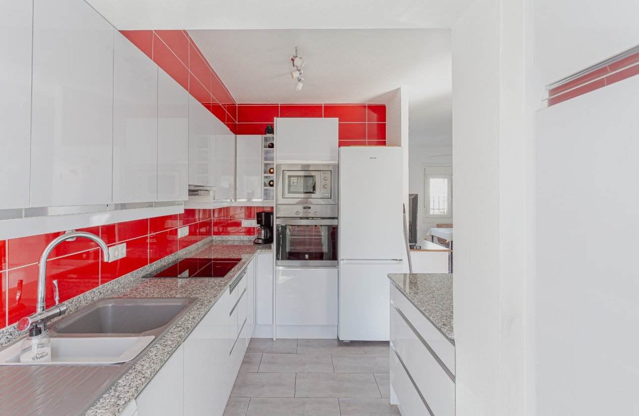 Revente - Villa -
Orihuela Costa - Costa Blanca