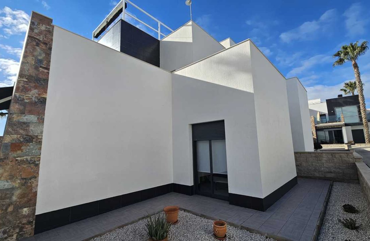 Revente - Villa -
Orihuela Costa - Costa Blanca