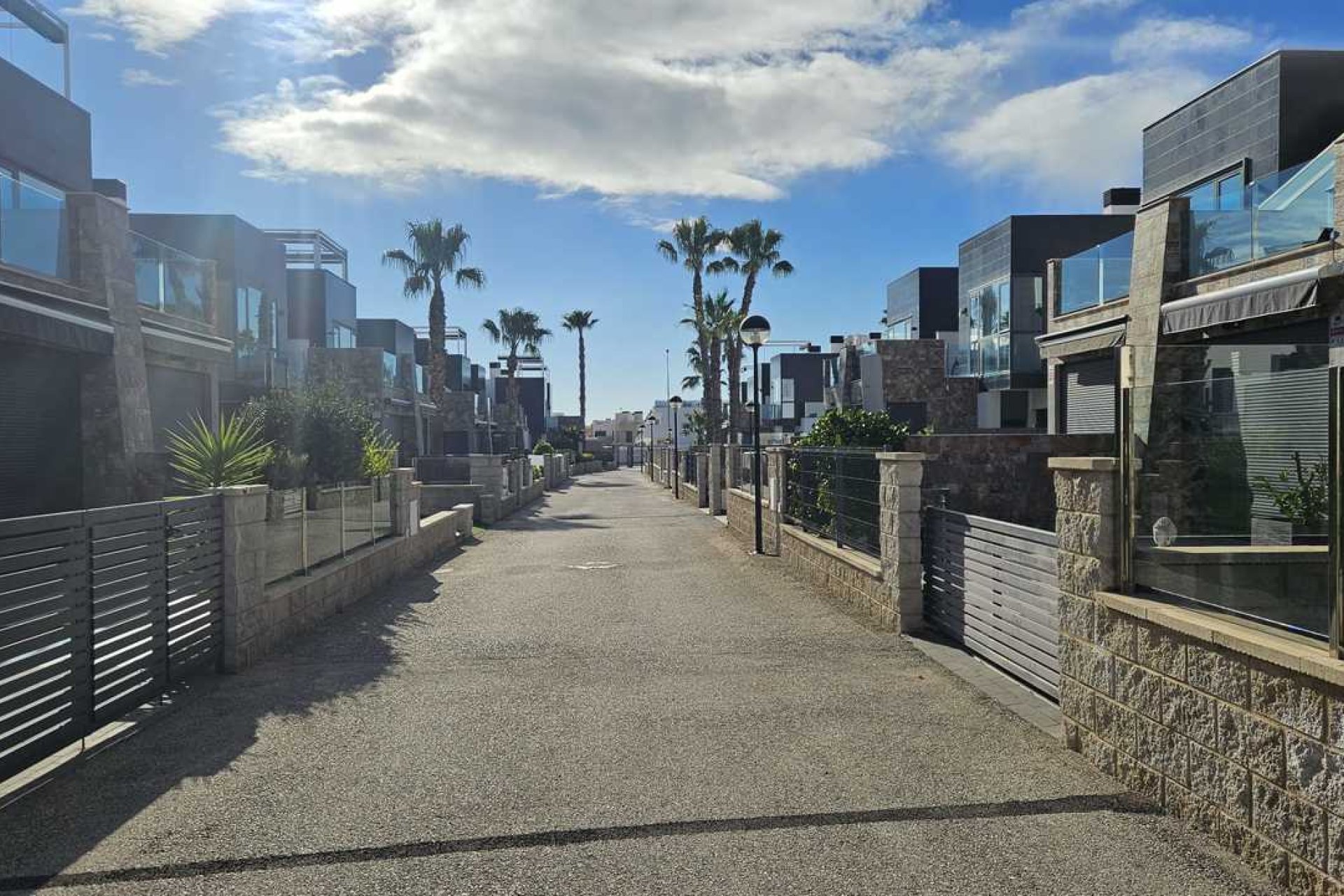 Revente - Villa -
Orihuela Costa - Costa Blanca