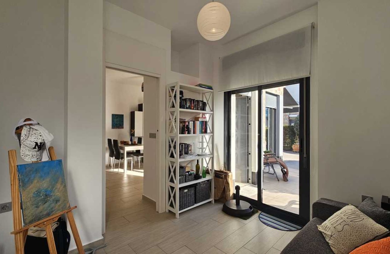 Revente - Villa -
Orihuela Costa - Costa Blanca