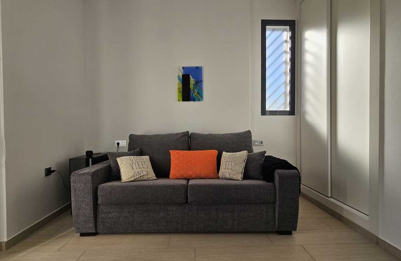 Revente - Villa -
Orihuela Costa - Costa Blanca