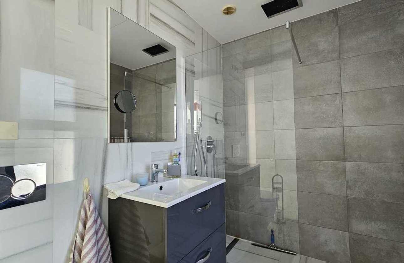 Revente - Villa -
Orihuela Costa - Costa Blanca