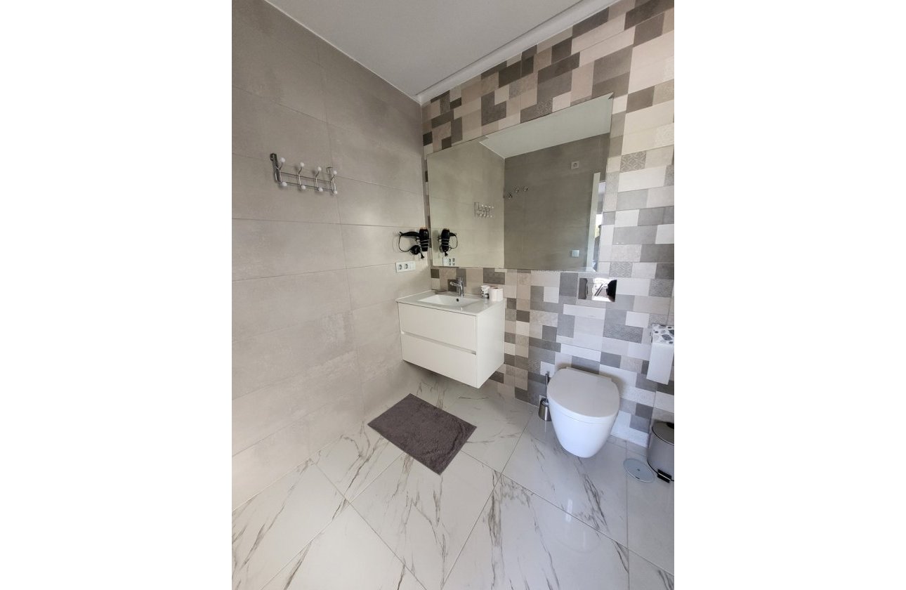 Revente - Villa -
Orihuela Costa - Costa Blanca