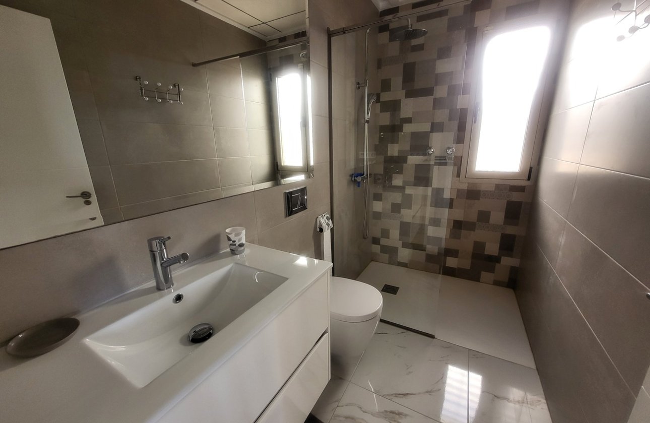 Revente - Villa -
Orihuela Costa - Costa Blanca