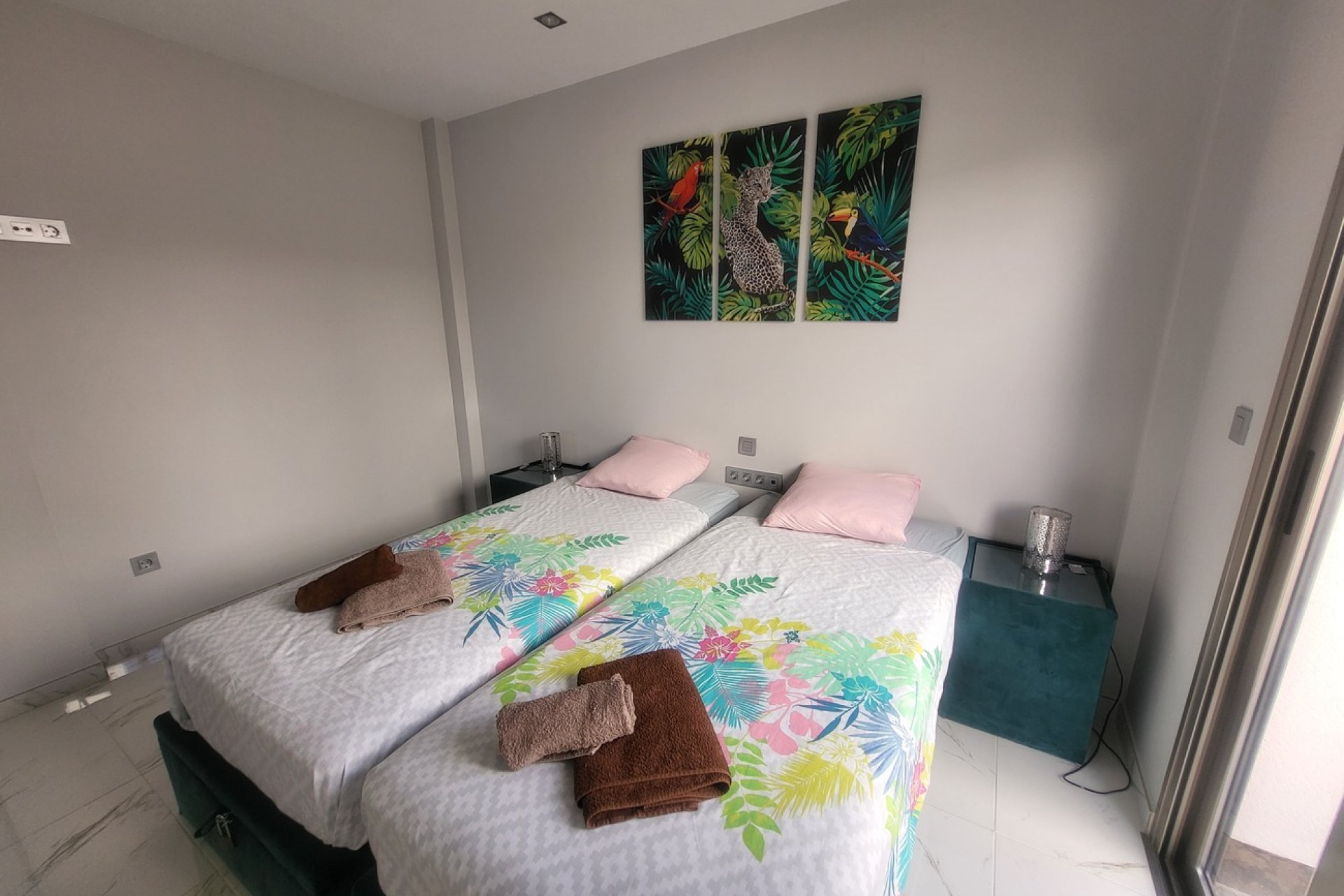 Revente - Villa -
Orihuela Costa - Costa Blanca