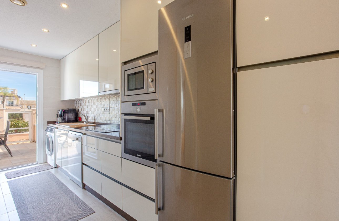 Revente - Villa -
Orihuela Costa - Costa Blanca