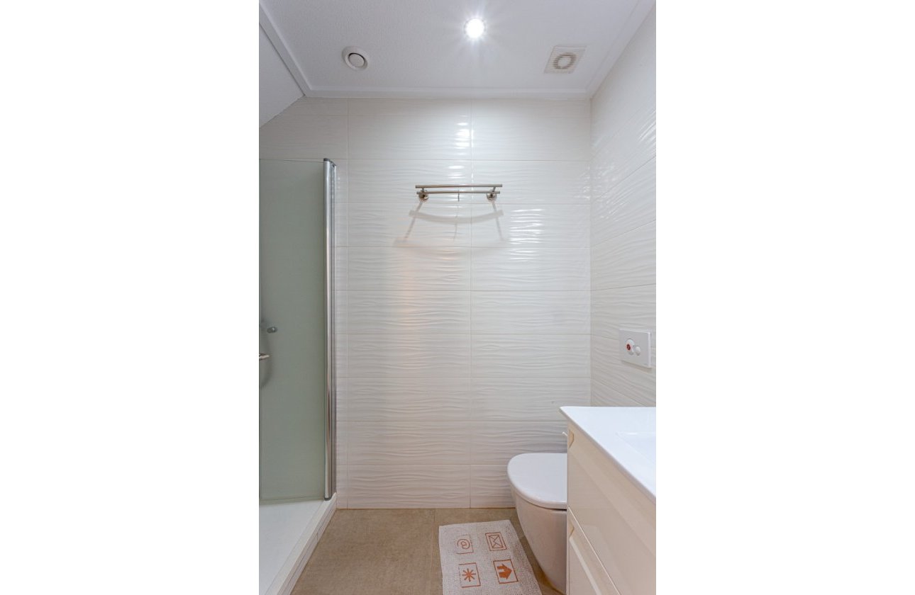 Revente - Villa -
Orihuela Costa - Costa Blanca