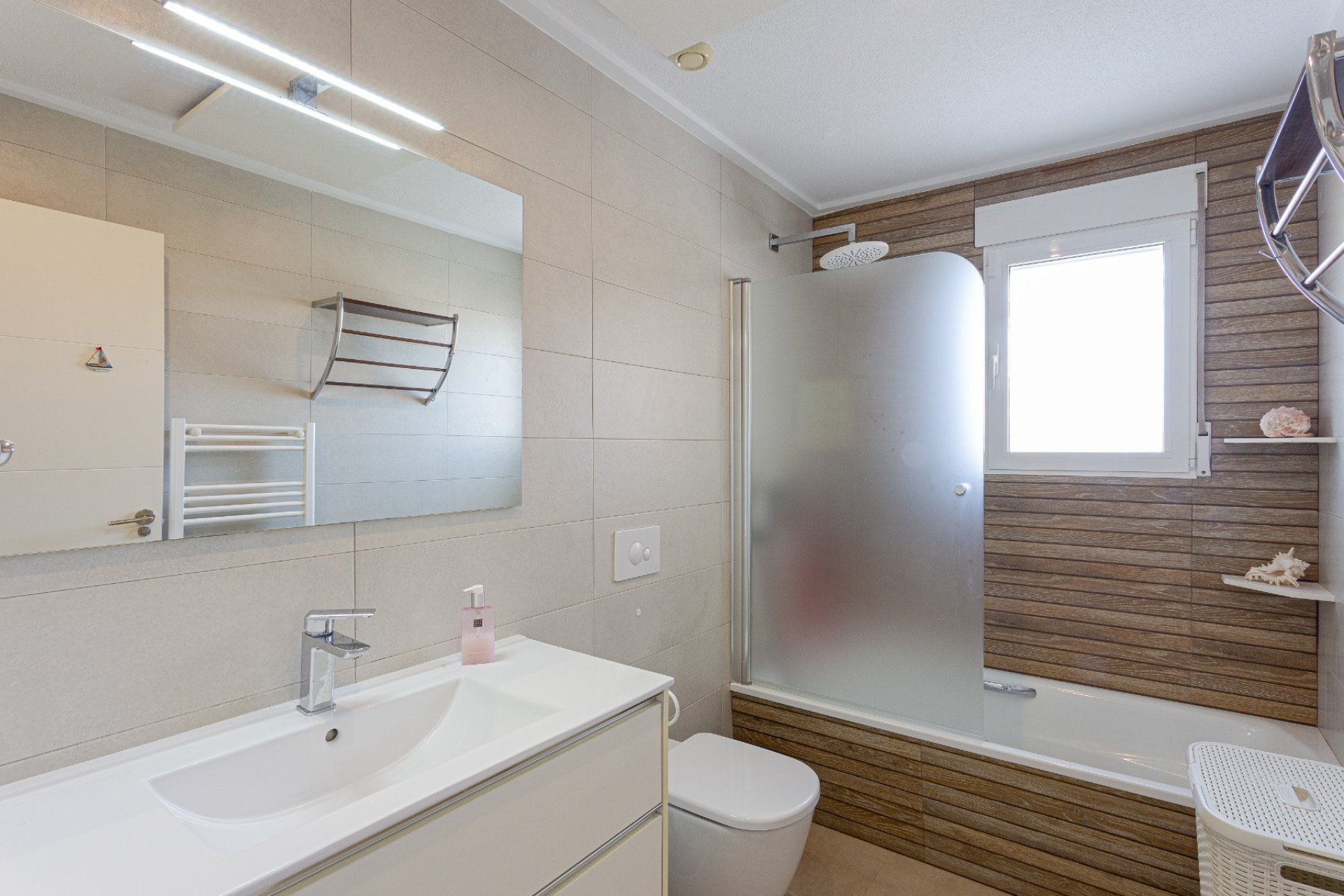 Revente - Villa -
Orihuela Costa - Costa Blanca