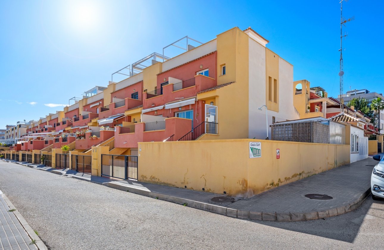 Revente - Villa -
Orihuela Costa - Costa Blanca