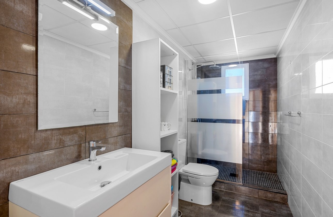 Revente - Villa -
Orihuela Costa - Costa Blanca