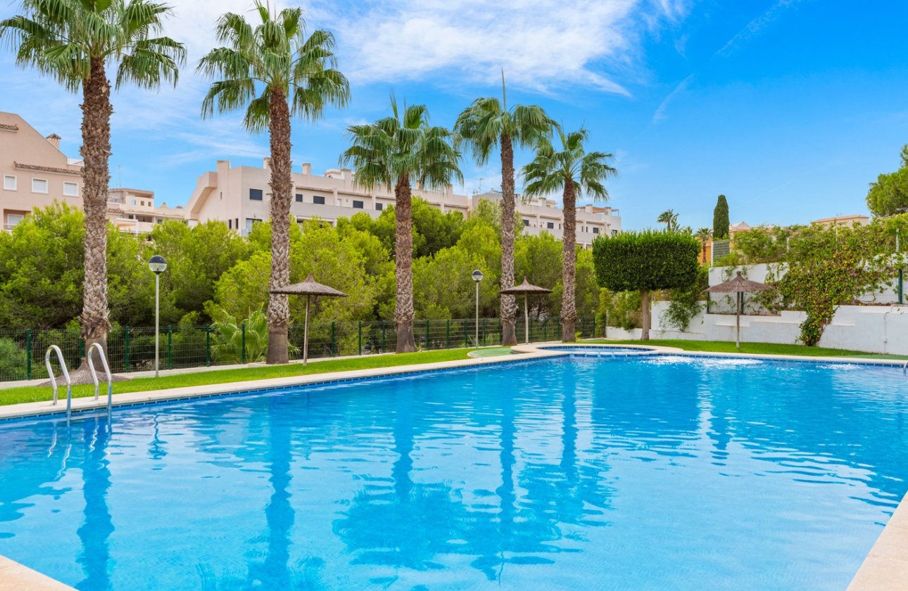 Revente - Villa -
Orihuela Costa - Costa Blanca