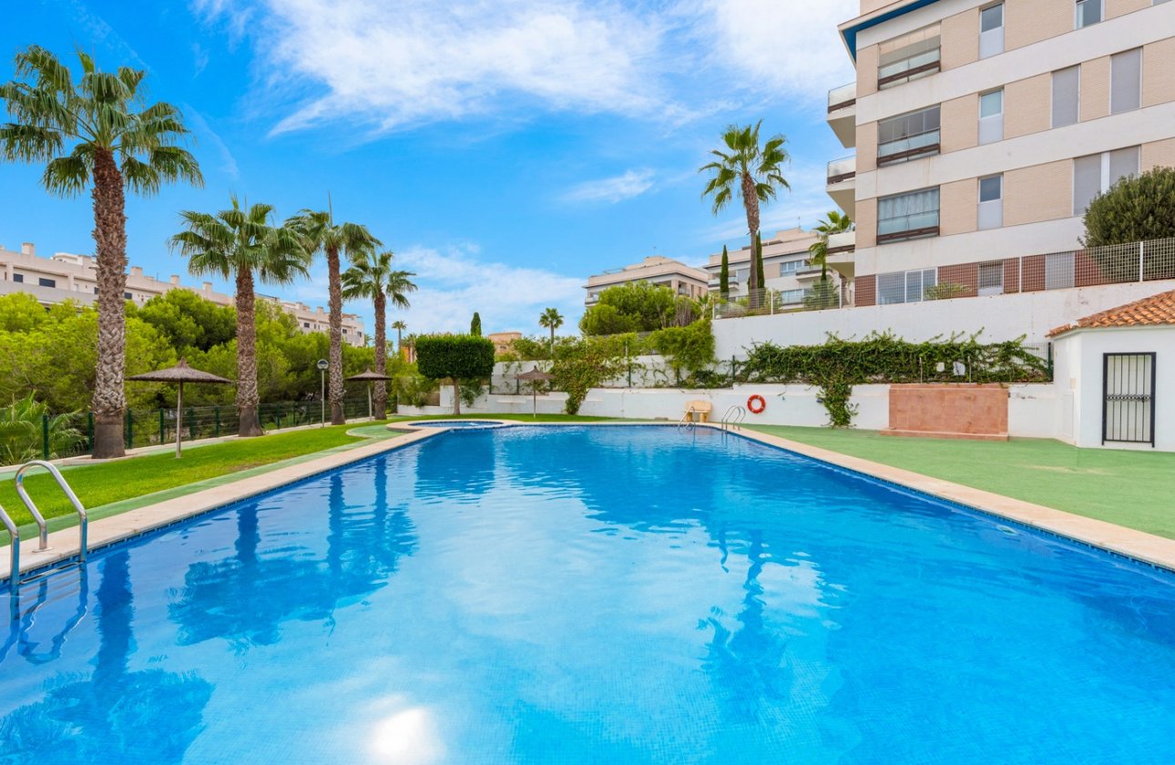 Revente - Villa -
Orihuela Costa - Costa Blanca