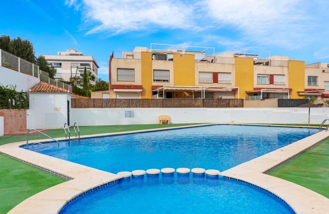Revente - Villa -
Orihuela Costa - Costa Blanca