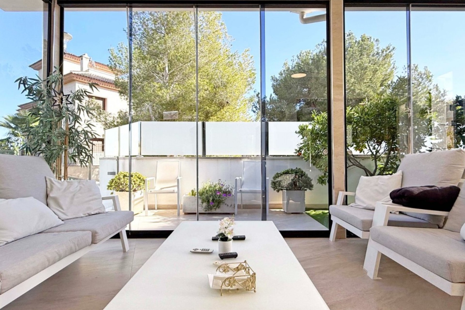 Revente - Villa -
Orihuela Costa - Costa Blanca