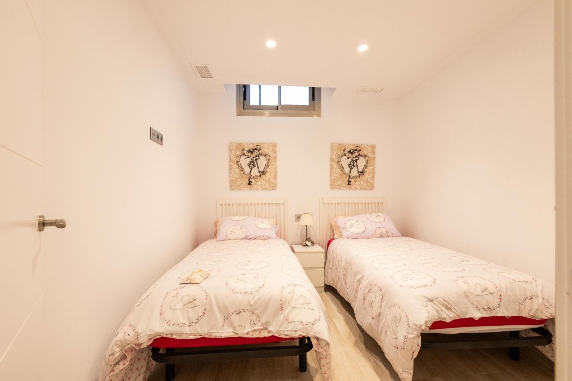 Revente - Villa -
Orihuela Costa - Costa Blanca