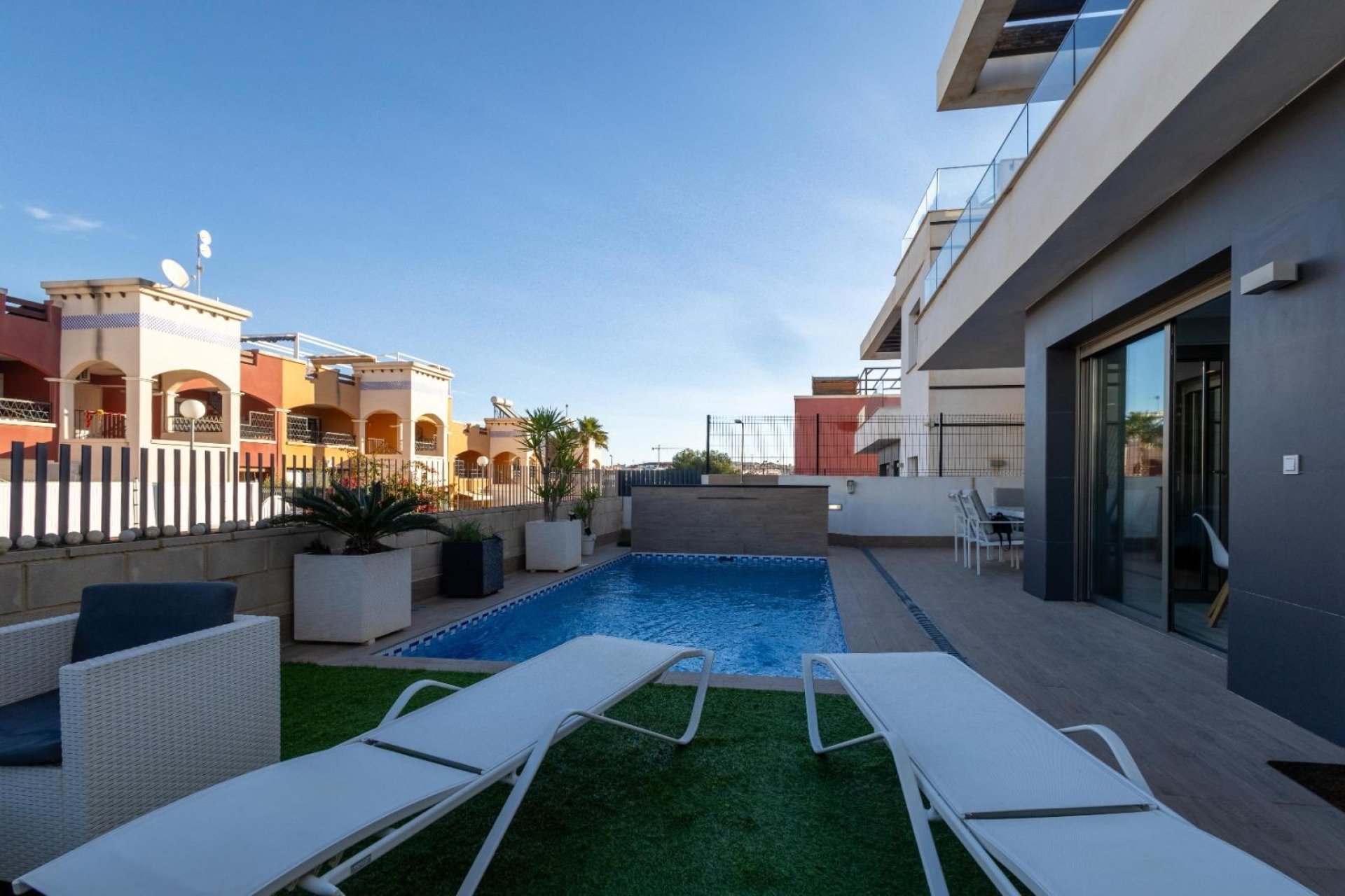 Revente - Villa -
Orihuela Costa - Costa Blanca