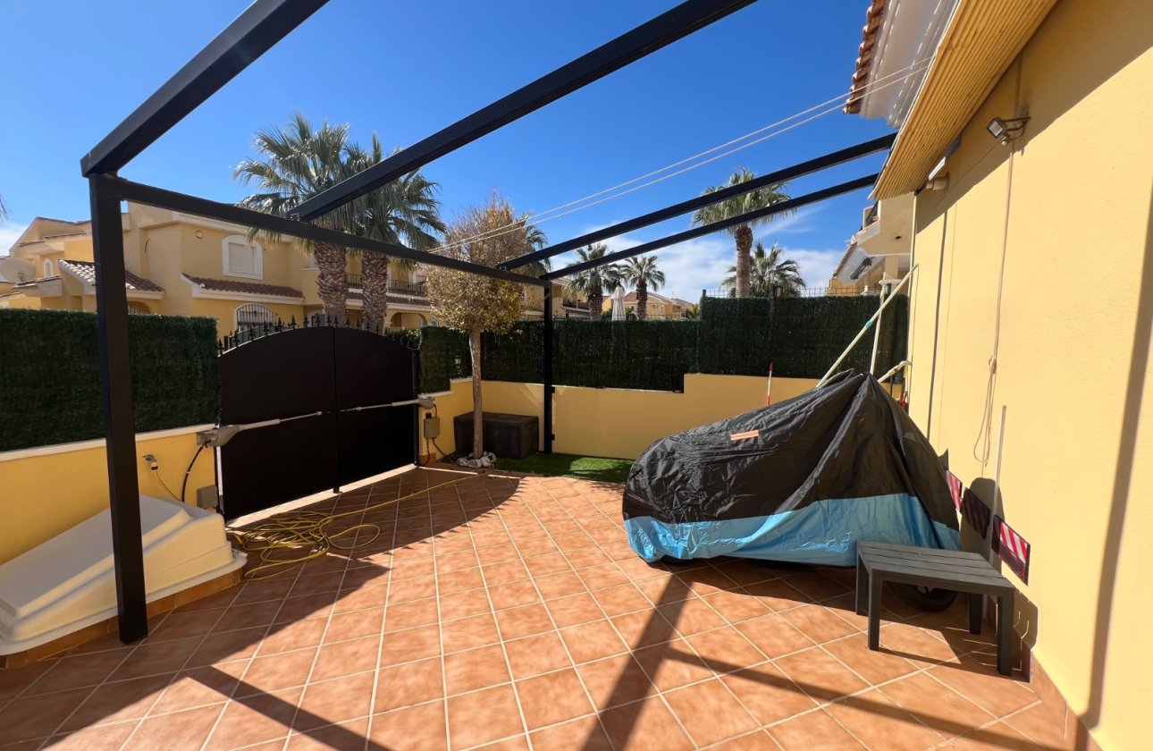 Revente - Villa -
Orihuela Costa - Costa Blanca