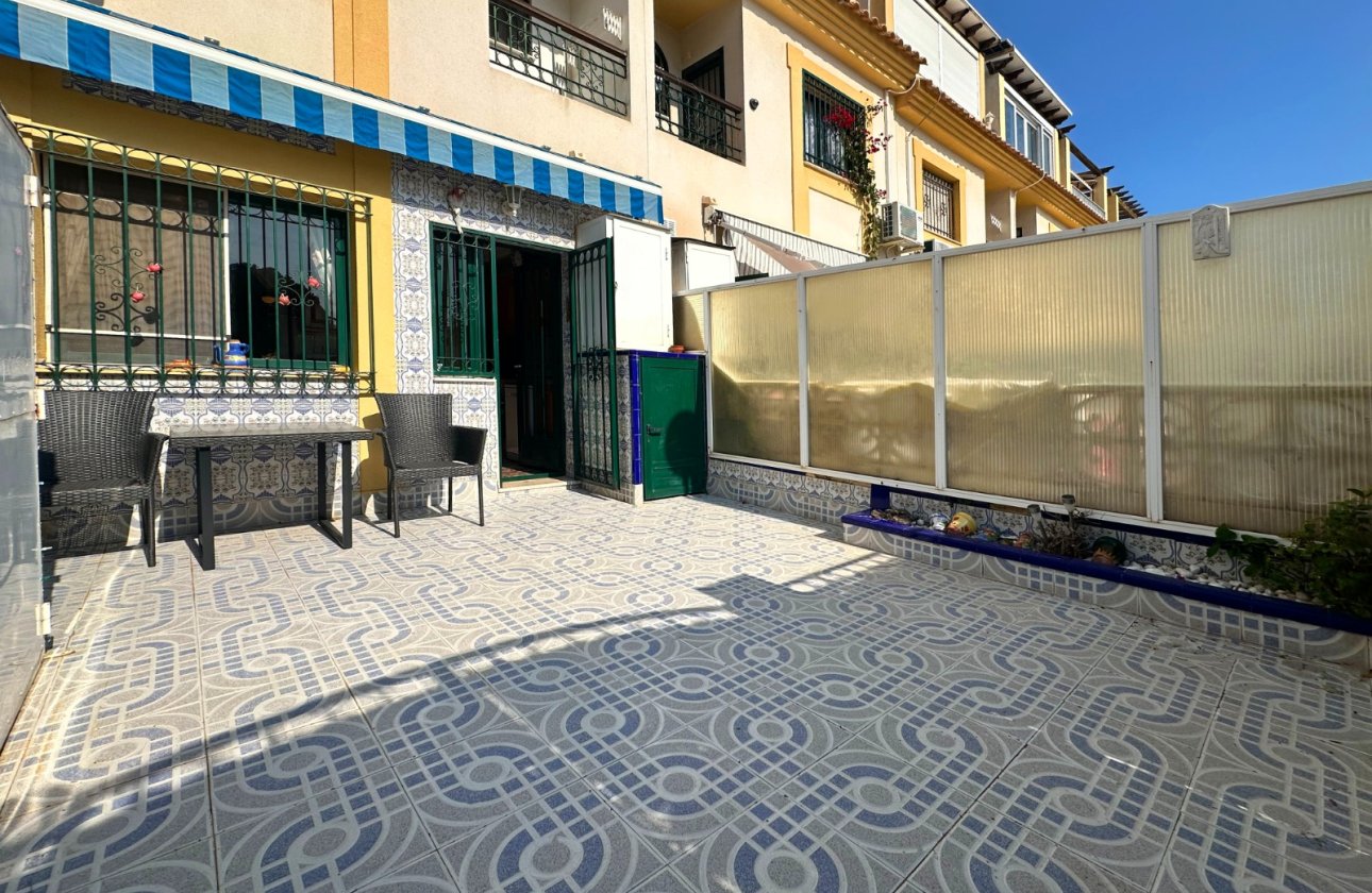 Revente - Villa -
Orihuela Costa - Costa Blanca