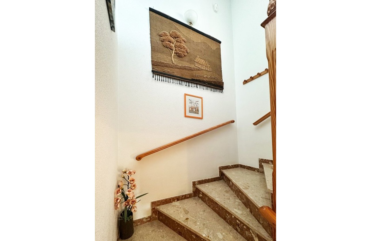 Revente - Villa -
Orihuela Costa - Costa Blanca