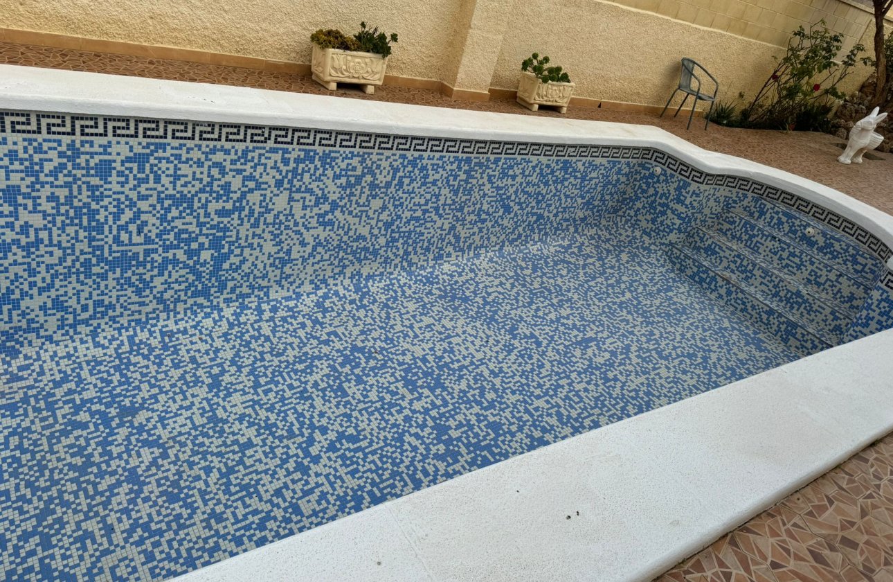 Revente - Villa -
Orihuela Costa - Costa Blanca