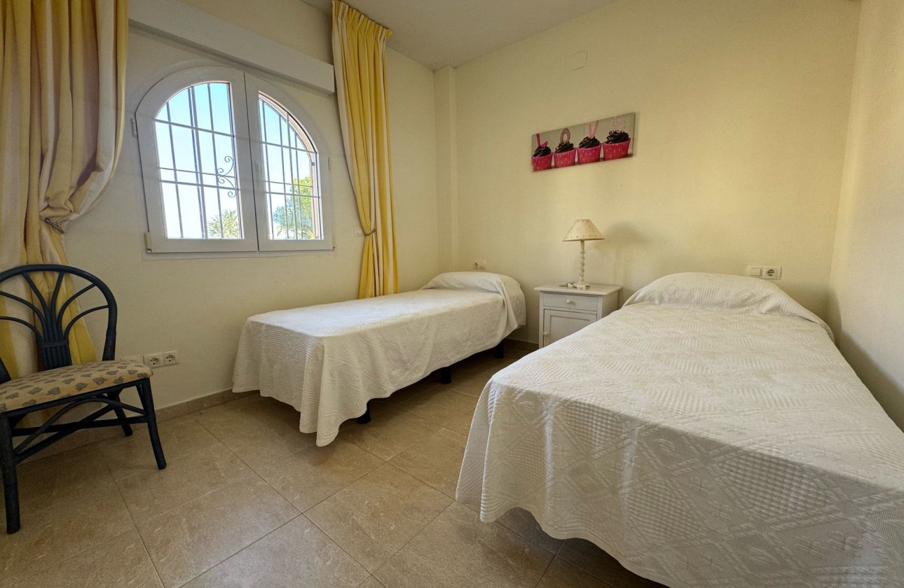 Revente - Villa -
Orihuela Costa - Costa Blanca