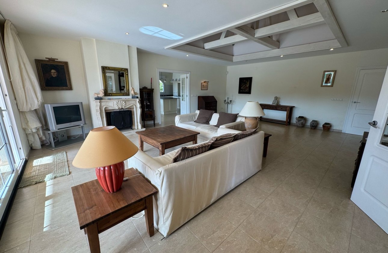 Revente - Villa -
Orihuela Costa - Costa Blanca