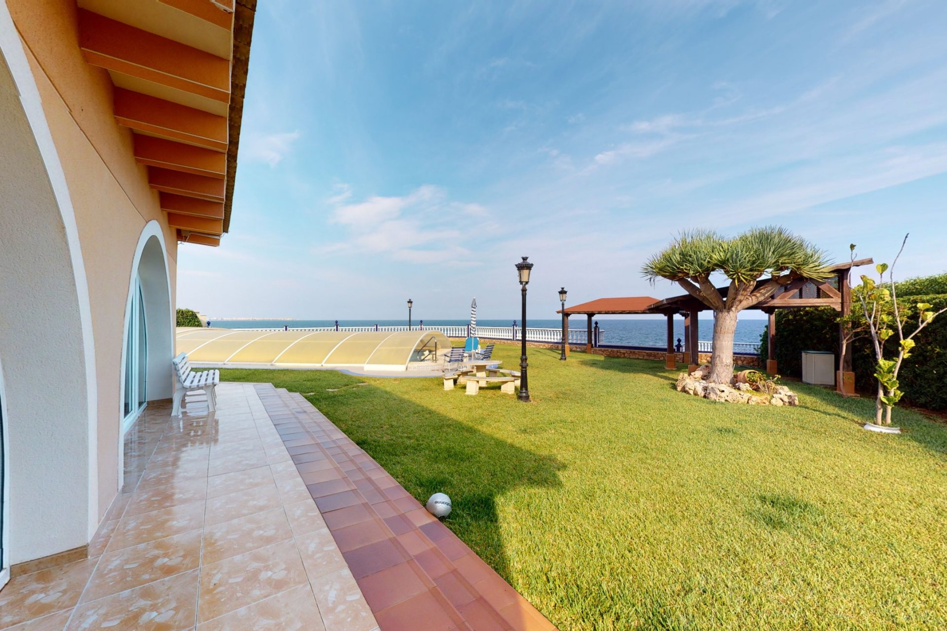 Revente - Villa -
Orihuela Costa - Costa Blanca