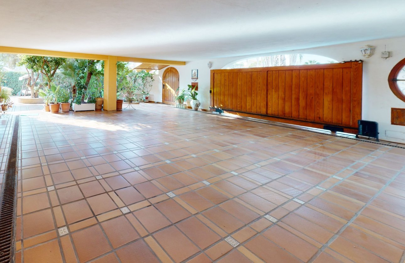 Revente - Villa -
Orihuela Costa - Costa Blanca