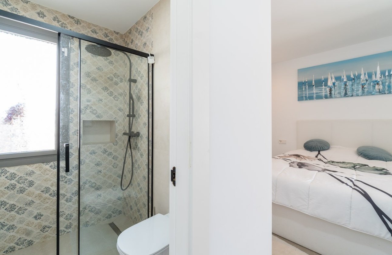 Revente - Villa -
Orihuela Costa - Costa Blanca