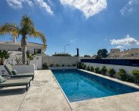 Revente - Villa -
Orihuela Costa - Costa Blanca
