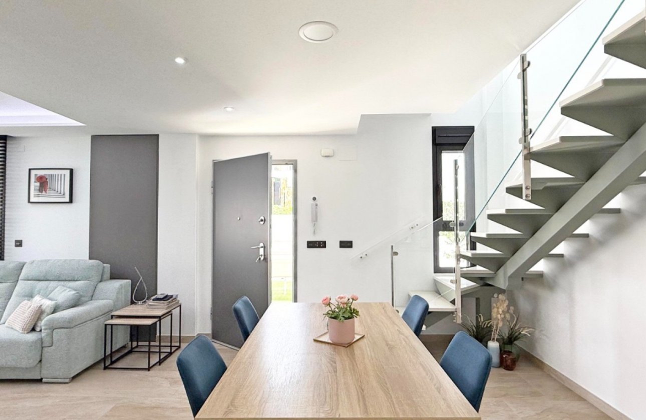 Revente - Villa -
Orihuela Costa - Costa Blanca