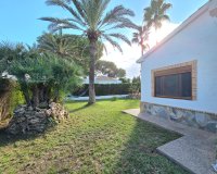 Revente - Villa -
Orihuela Costa - Costa Blanca
