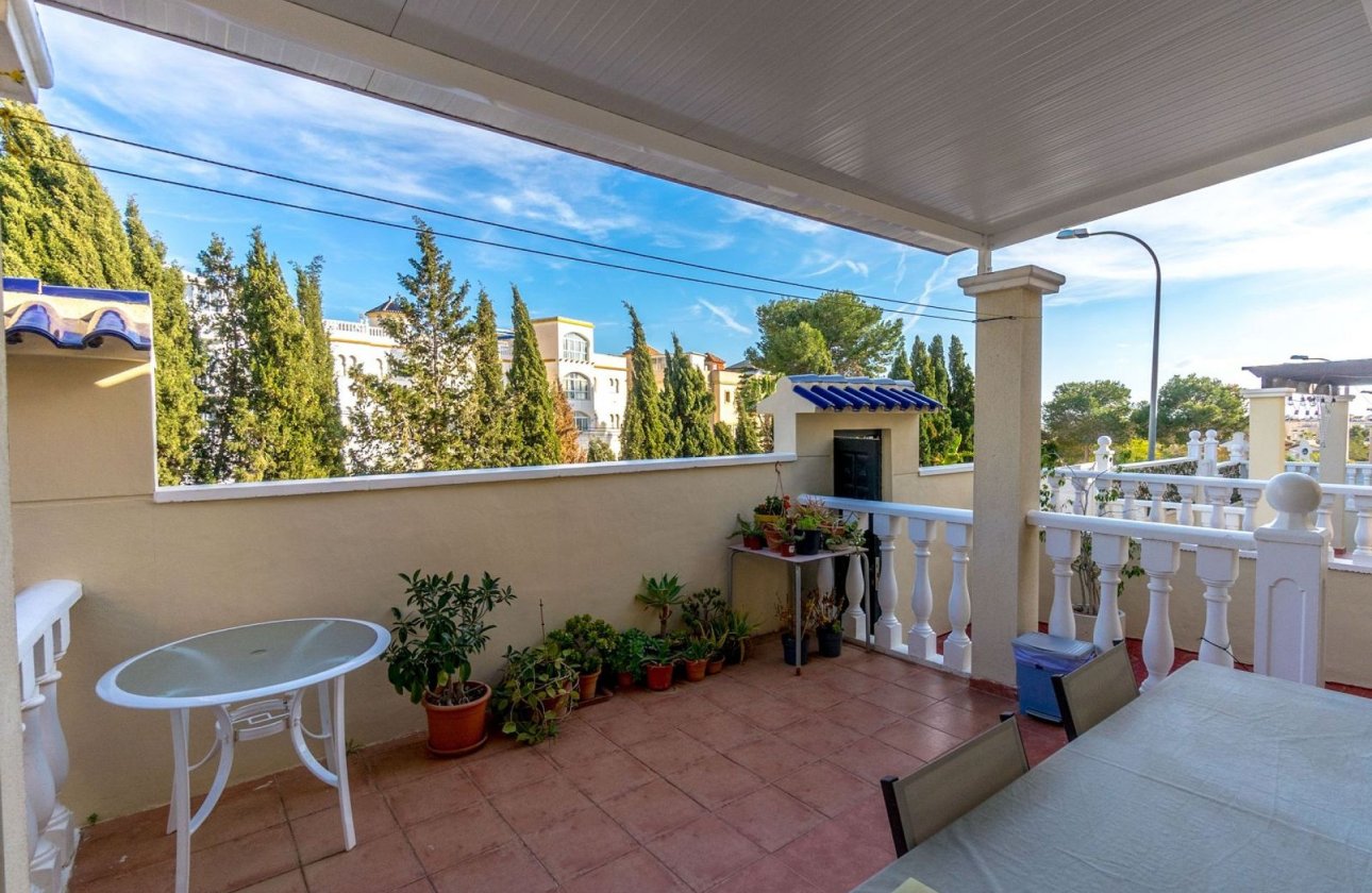 Revente - Villa -
Orihuela Costa - Costa Blanca