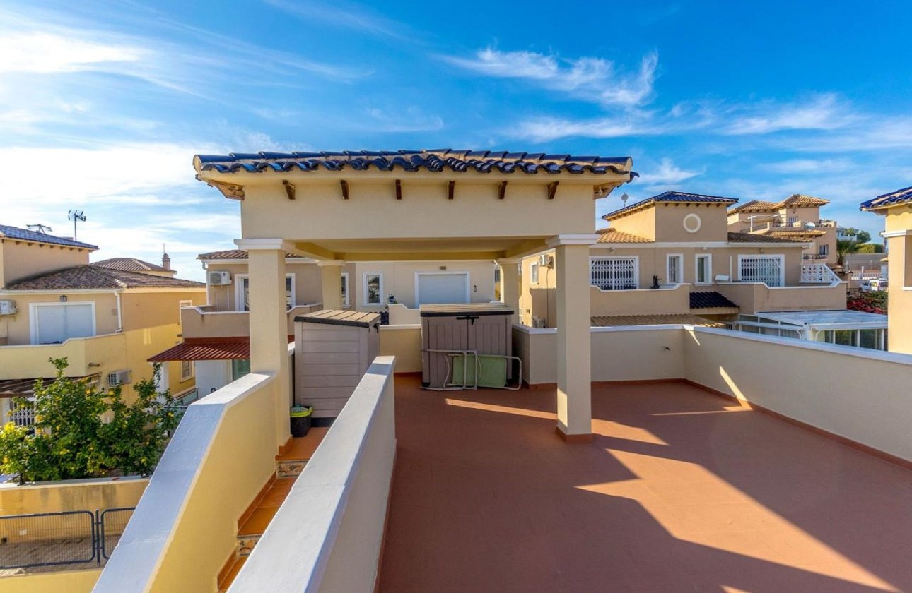 Revente - Villa -
Orihuela Costa - Costa Blanca