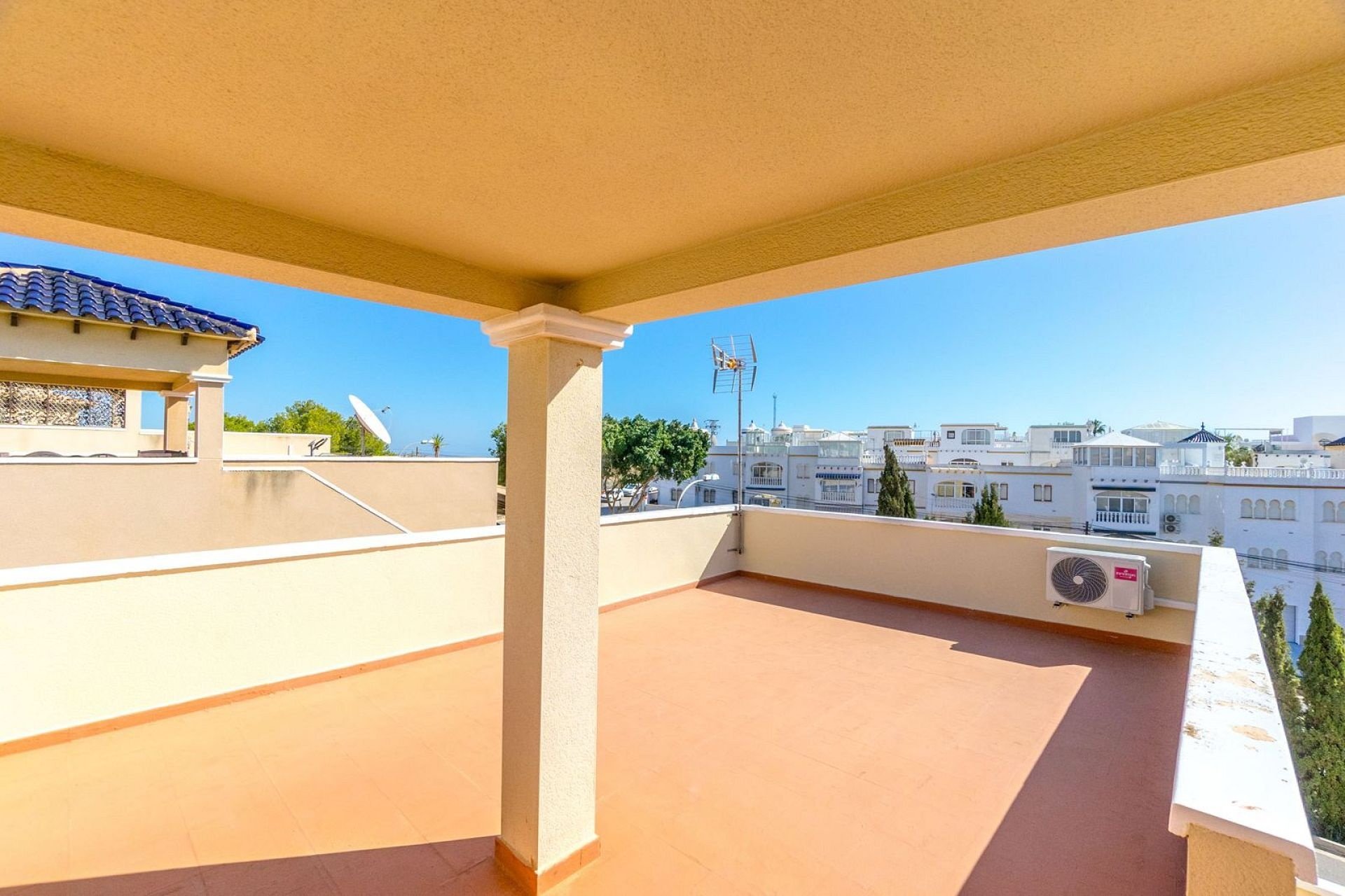 Revente - Villa -
Orihuela Costa - Costa Blanca