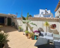 Revente - Villa -
Orihuela Costa - Costa Blanca