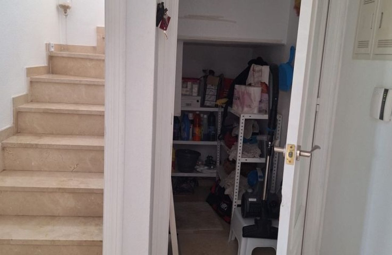 Revente - Villa -
Orihuela Costa - Costa Blanca