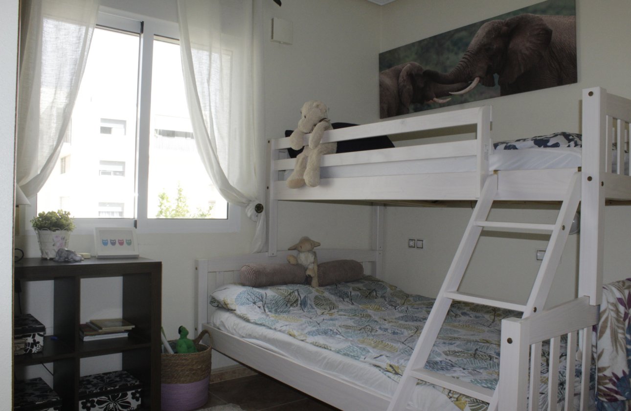 Revente - Villa -
Orihuela Costa - Costa Blanca