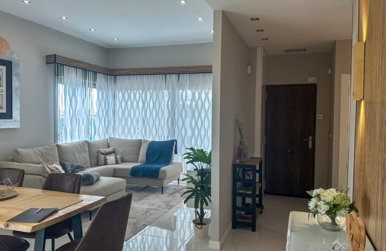 Revente - Villa -
Orihuela Costa - Costa Blanca