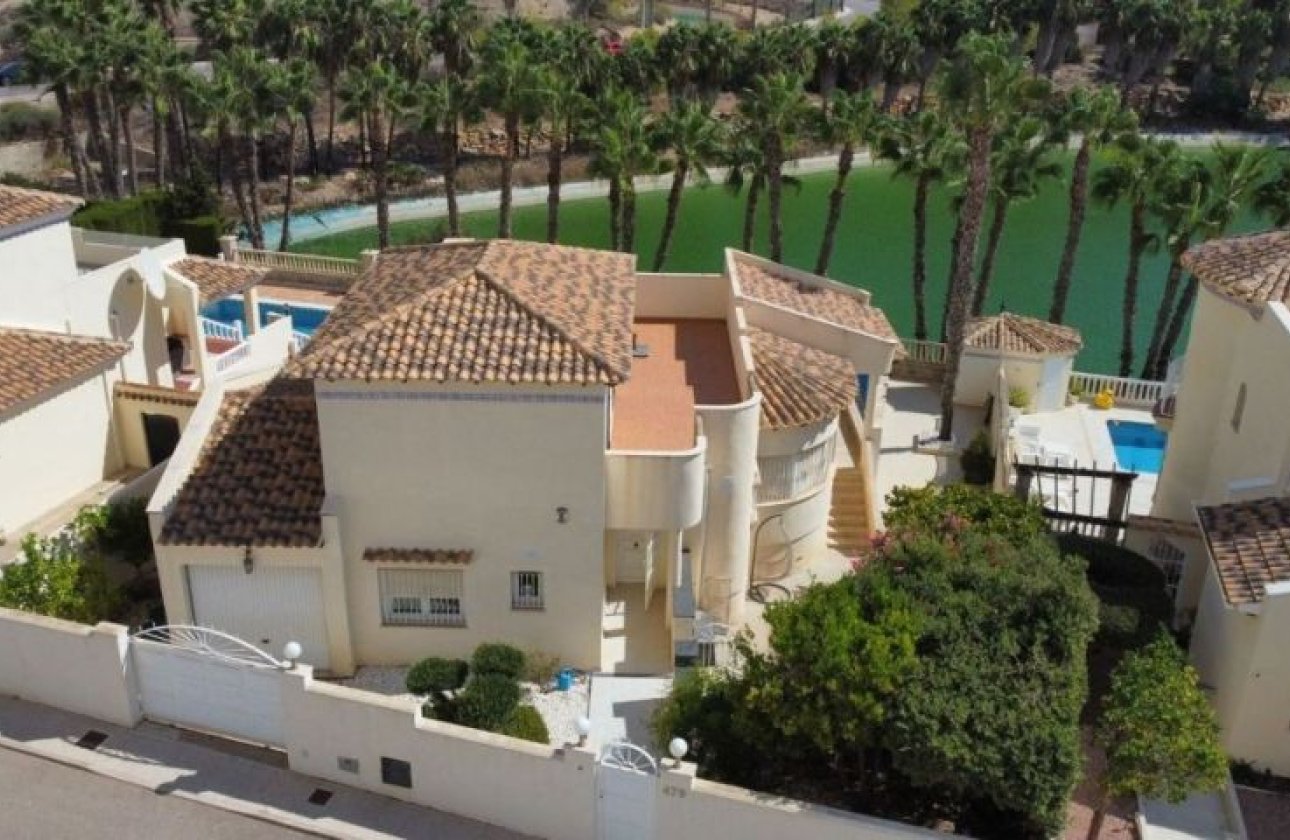 Revente - Villa -
Orihuela Costa - Costa Blanca