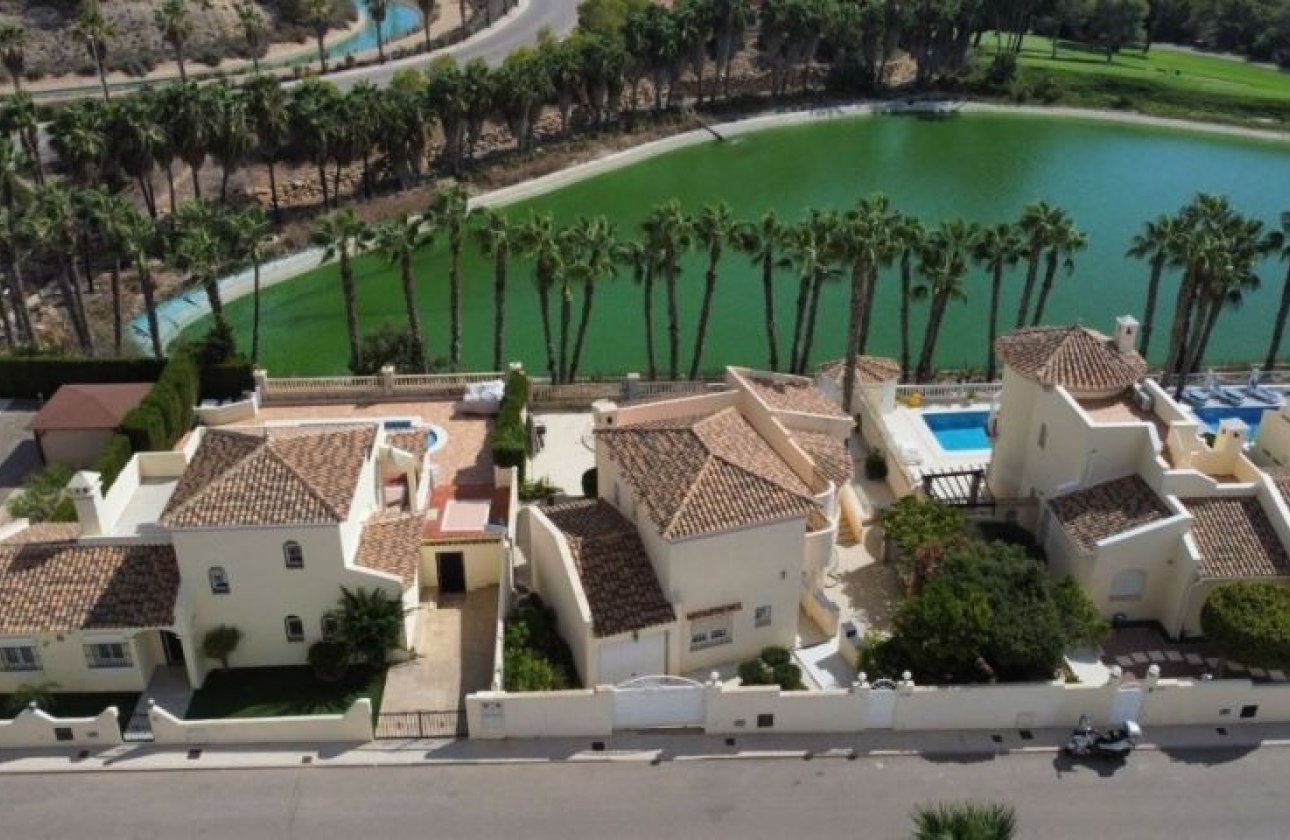 Revente - Villa -
Orihuela Costa - Costa Blanca
